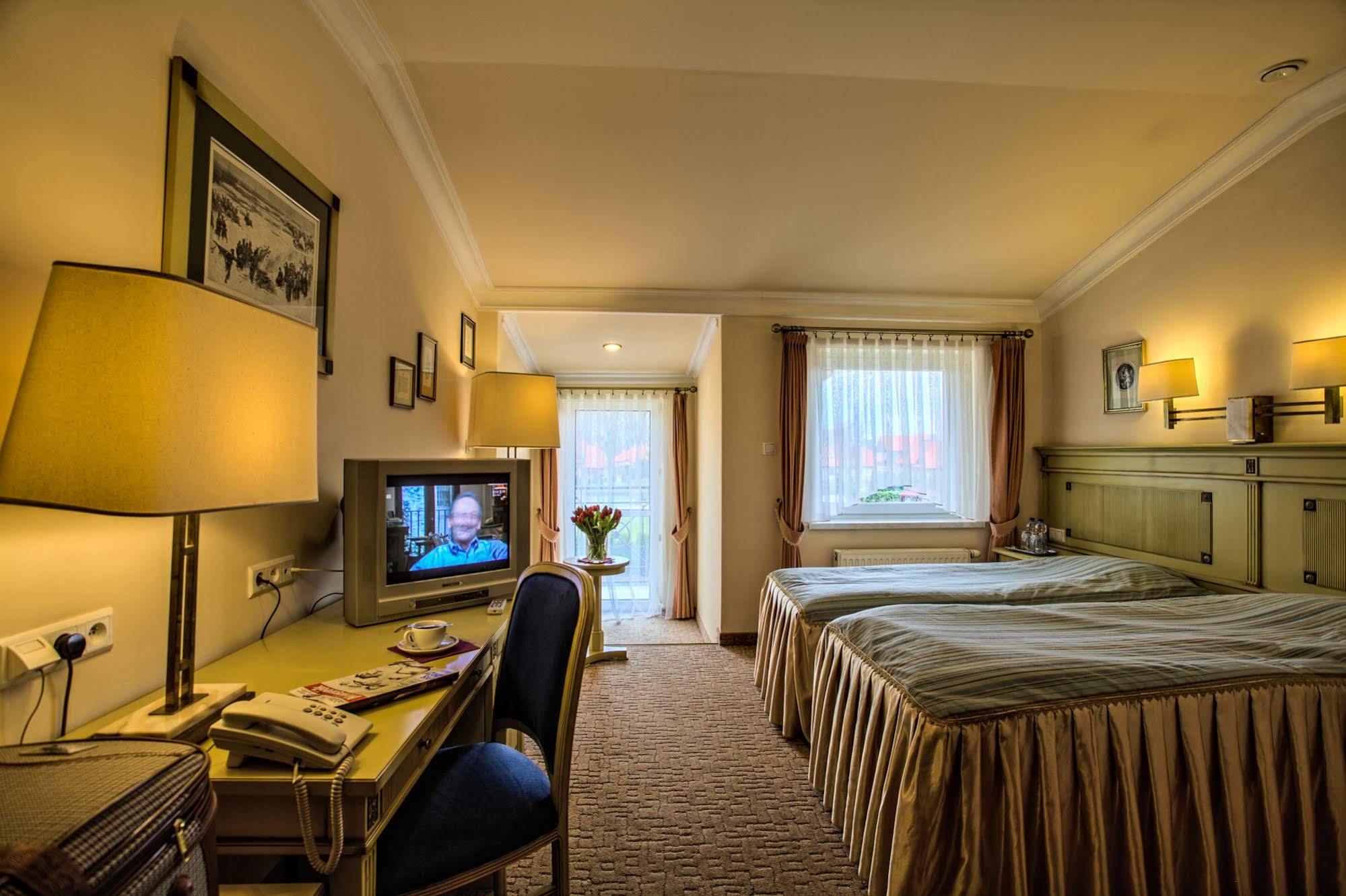 Hotel na Podzamczu Tarnowskie Góry Zewnętrze zdjęcie
